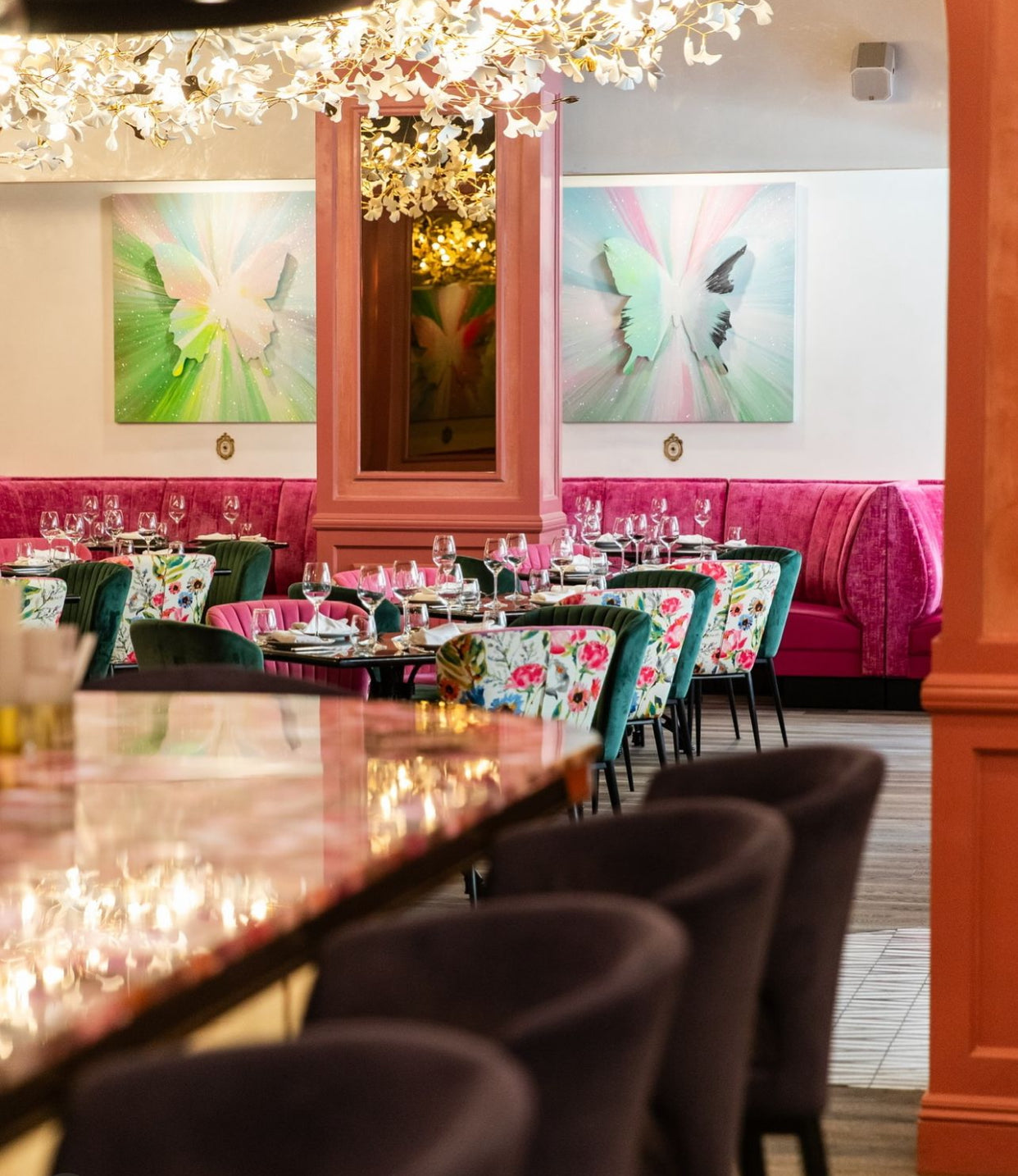 PostScript Restaurant – Reid Witlin Textiles
